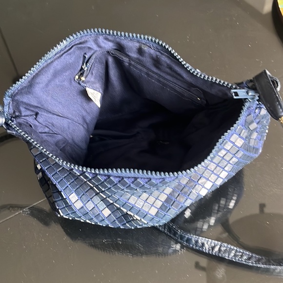 Navy Blue Purse EUC Once Only by Regale - Picture 4 of 8